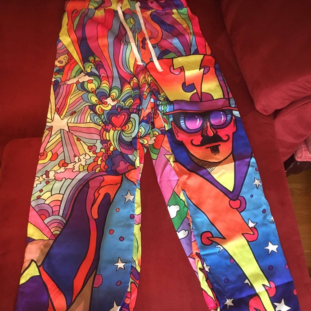 Multicolored linen pants with drawstring. Size L Waist 36 inches. New.